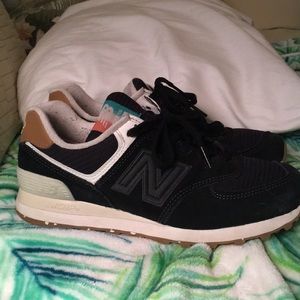 Women’s New Balance 574 size 8